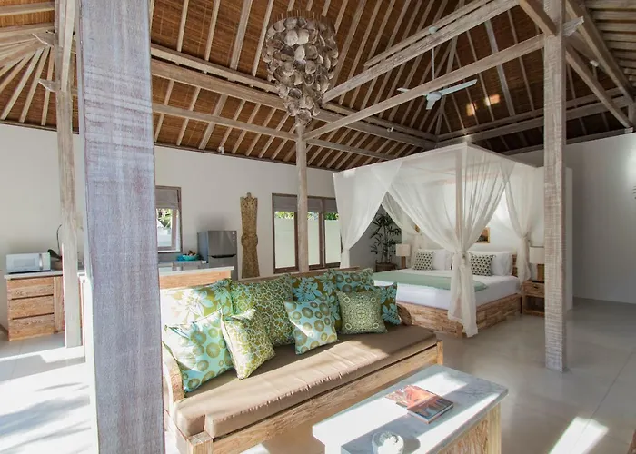 Aloha House Bingin أُلُواتو