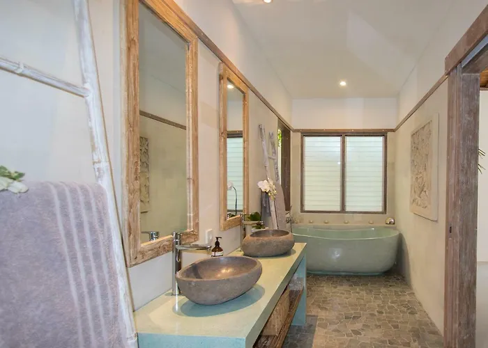 Aloha House Bingin Villa Uluwatu (Bali)